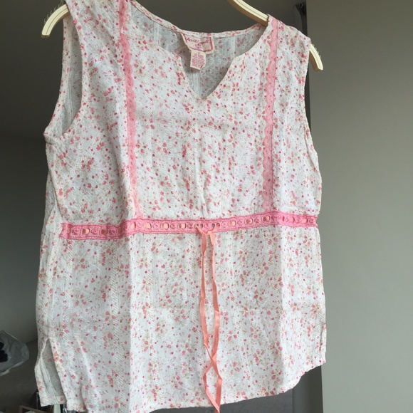 APRIL CORNELL | Enchanting Sleeveless Blouse - Picture 2 of 5